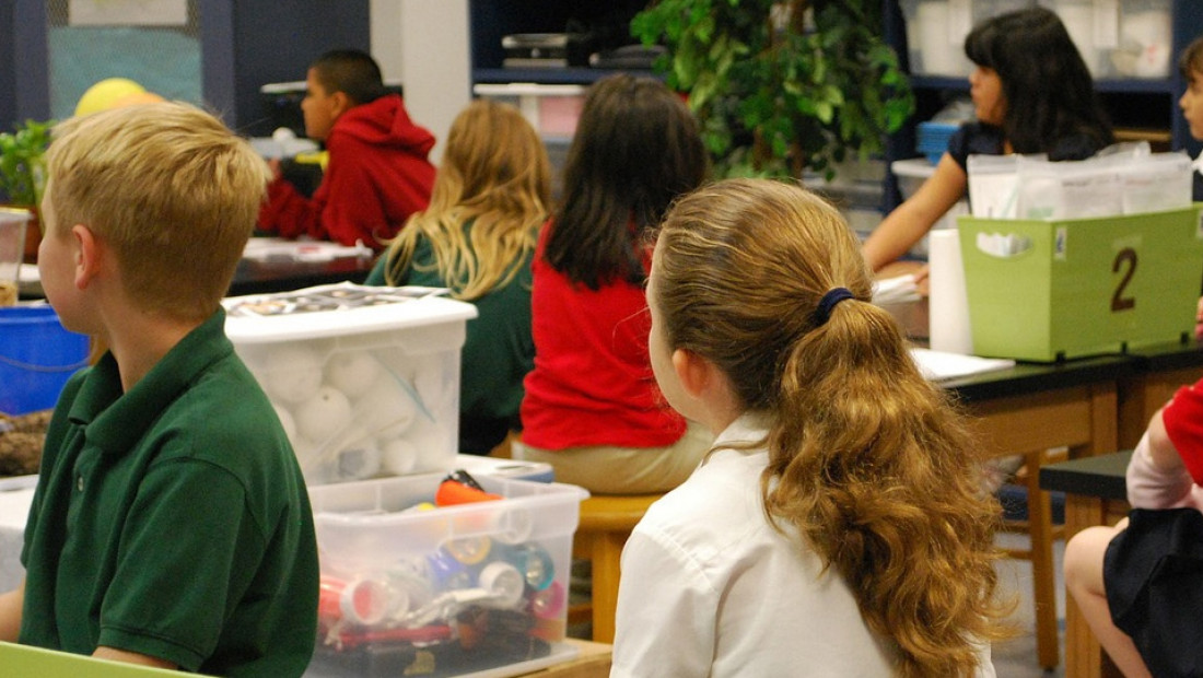 kids in classroom