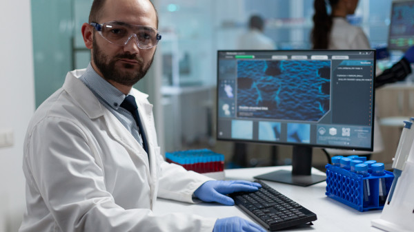 biochemist researcher working in lab 