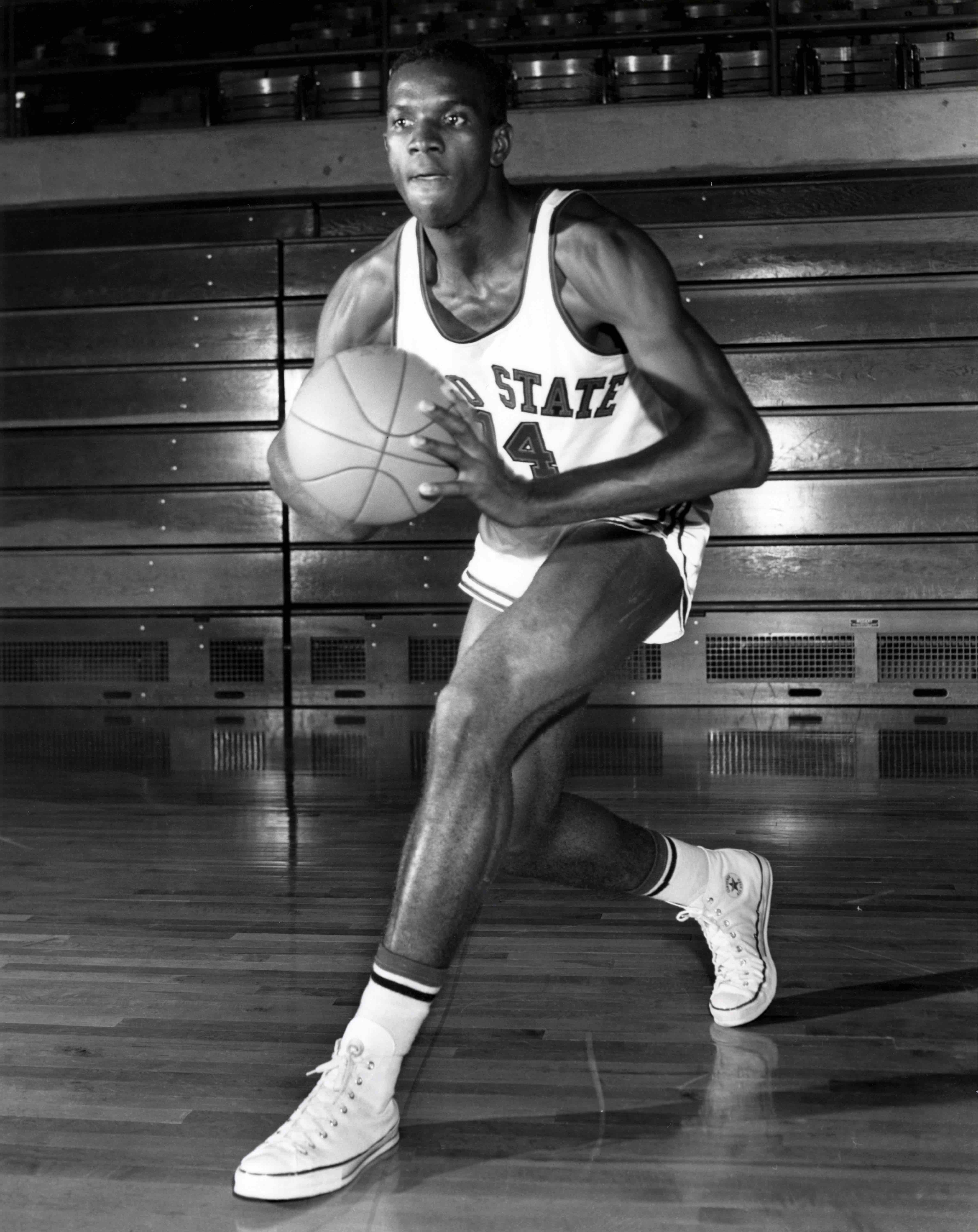 Joe Roberts playing basketball for Ohio State